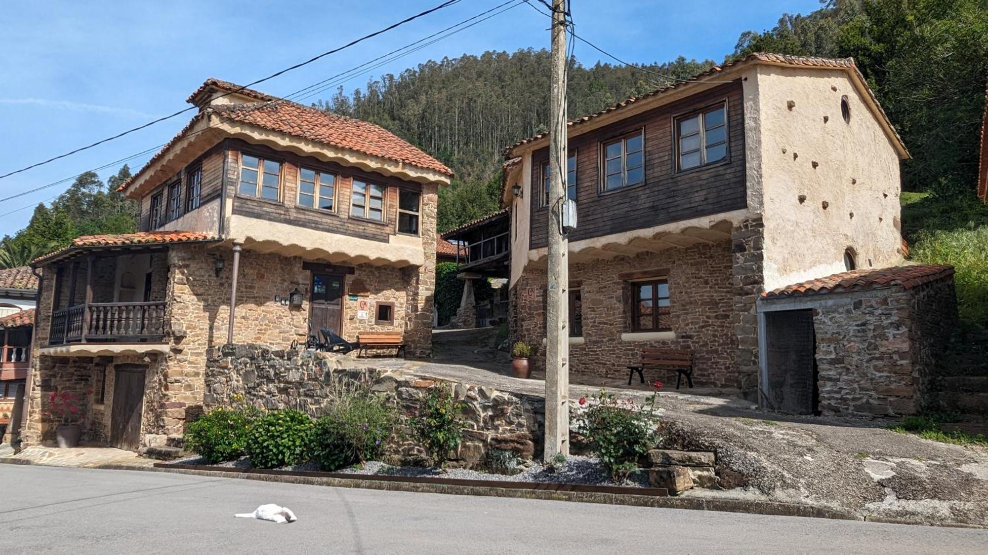 Casas De Isu *